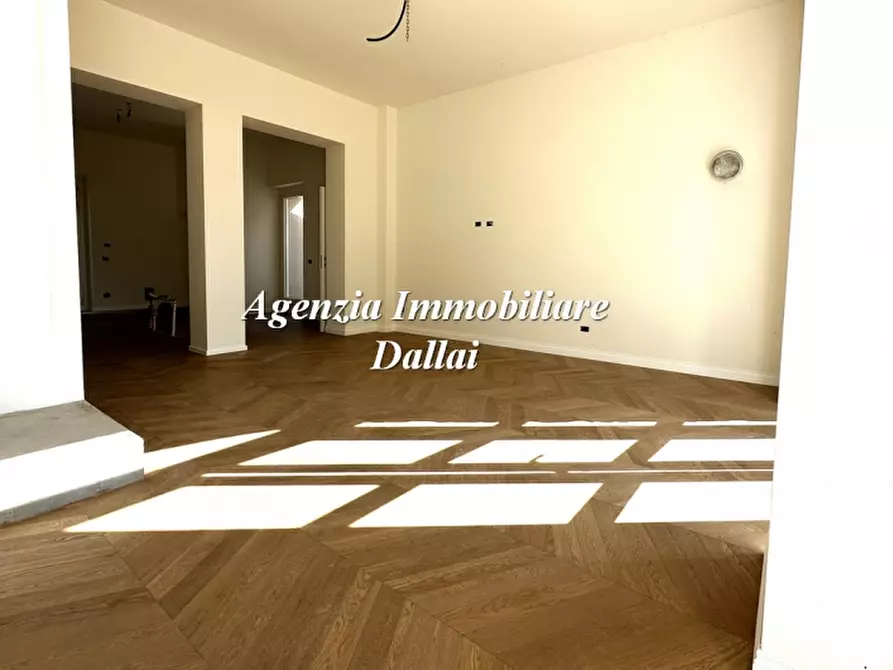 Immagine 39 di Casa colonica in vendita  a Scarperia E San Piero