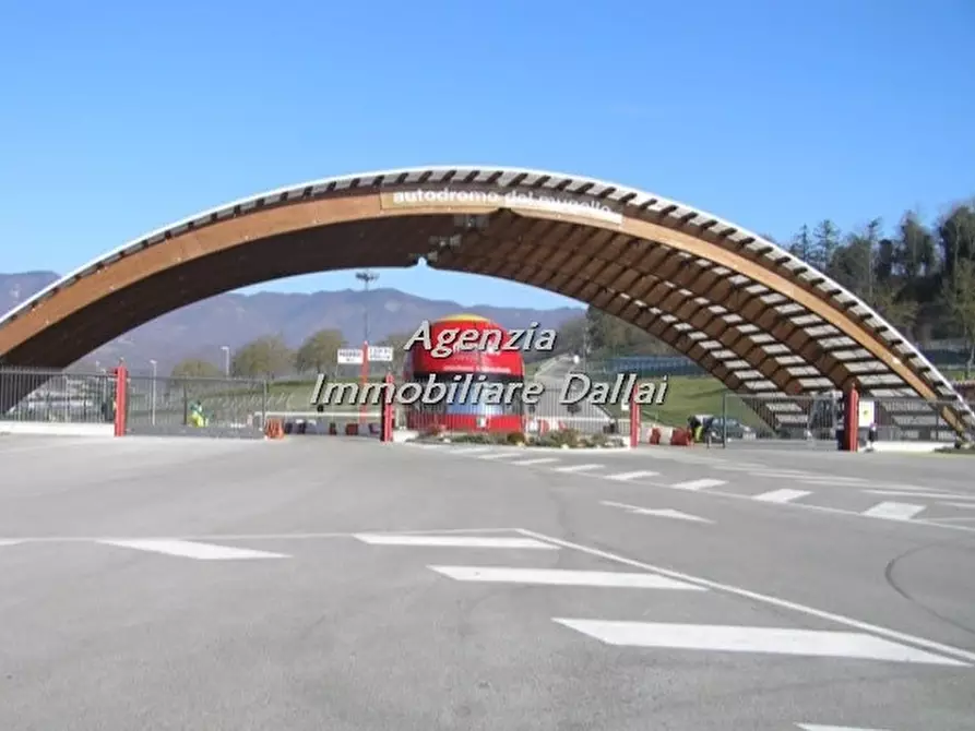 Immagine 16 di Rustico / casale in vendita  a Scarperia E San Piero