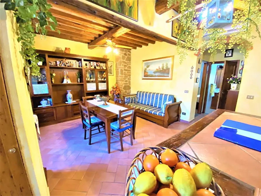 Immagine 2 di Appartamento in vendita  a Scarperia E San Piero