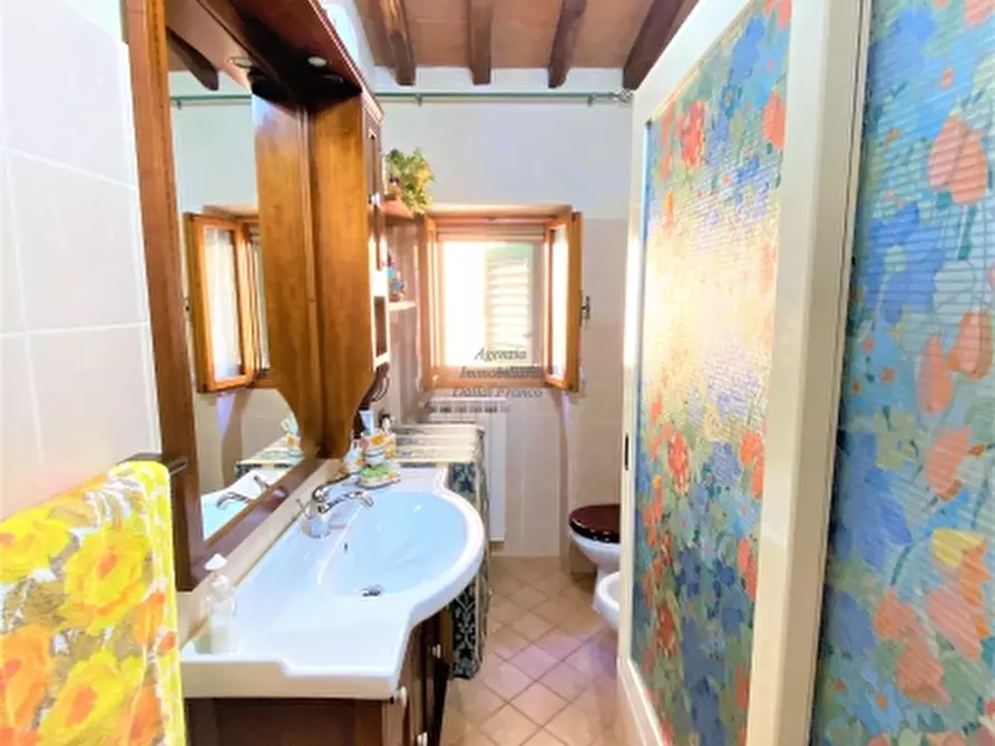 Immagine 14 di Appartamento in vendita  a Scarperia E San Piero