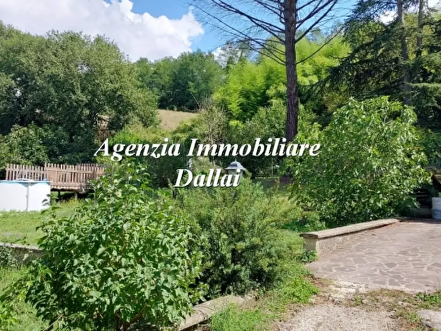 Immagine 16 di Villa in vendita  a Borgo San Lorenzo