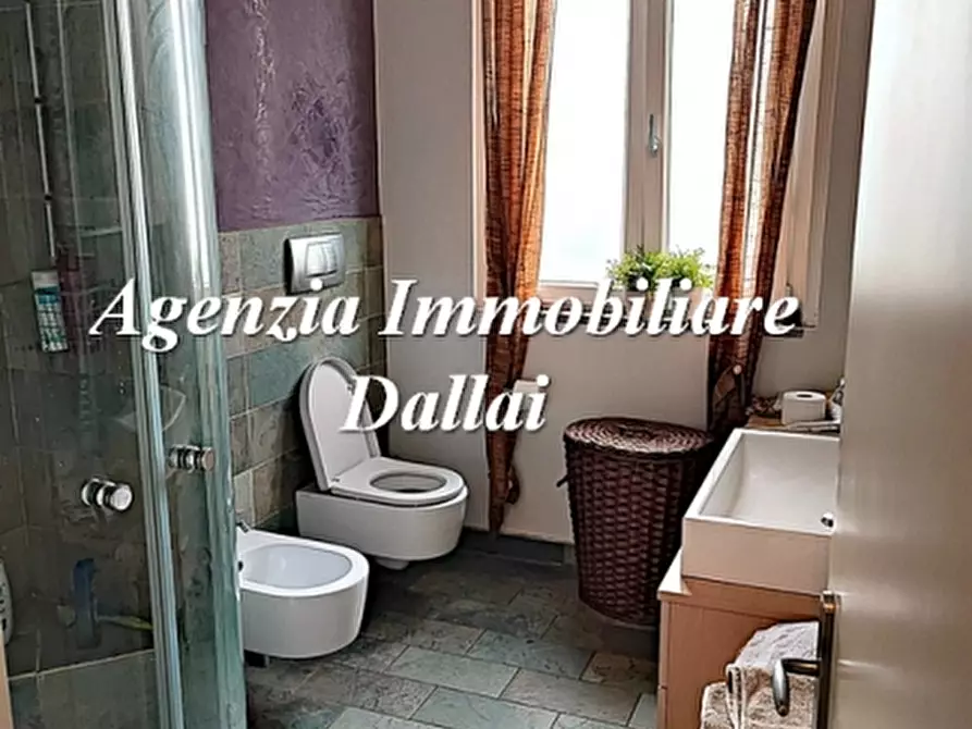 Immagine 26 di Villa in vendita  a Borgo San Lorenzo