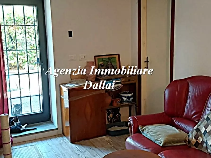Immagine 29 di Villa in vendita  a Borgo San Lorenzo