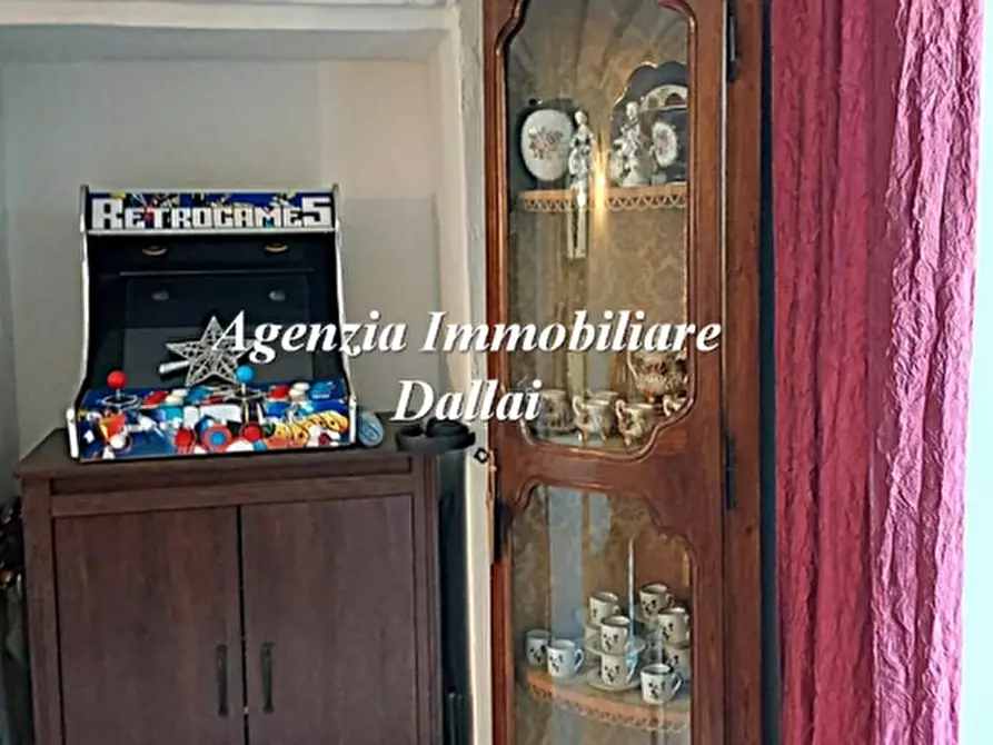 Immagine 31 di Villa in vendita  a Borgo San Lorenzo