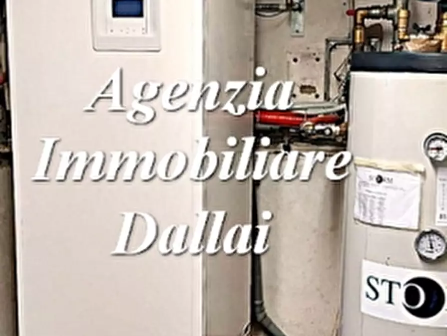 Immagine 40 di Villa in vendita  a Borgo San Lorenzo