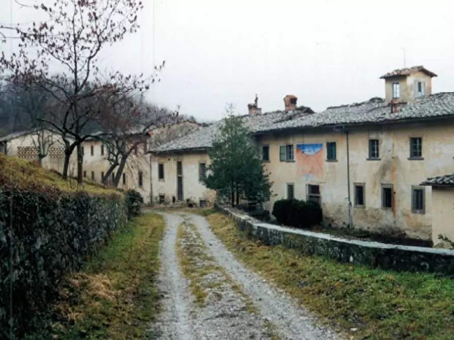 Immagine 18 di Immobile di prestigio in vendita  a Borgo San Lorenzo