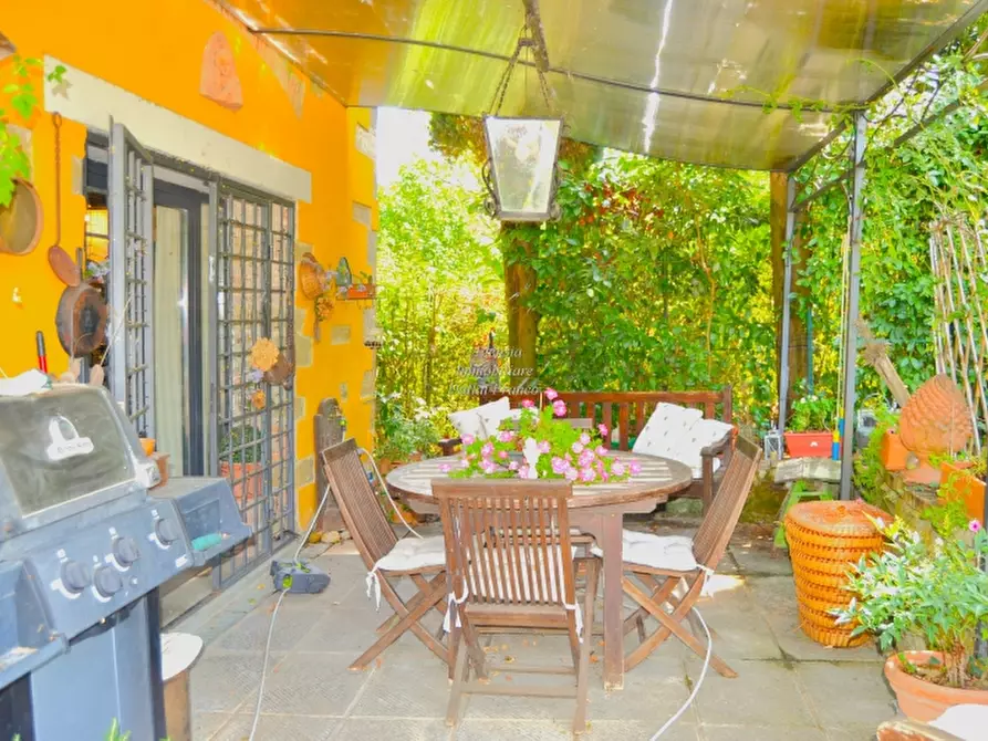 Immagine 2 di Casa colonica in vendita  a Borgo San Lorenzo