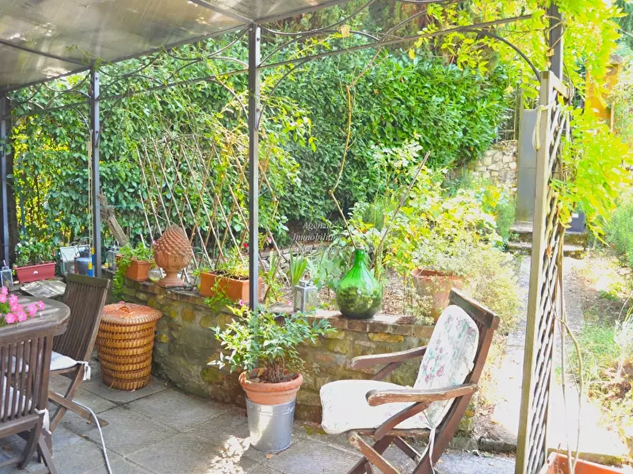 Immagine 3 di Casa colonica in vendita  a Borgo San Lorenzo