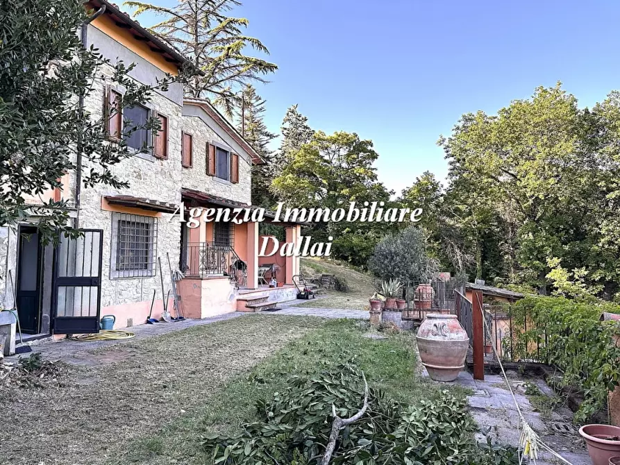 Immagine 2 di Casa indipendente in vendita  a Scarperia E San Piero