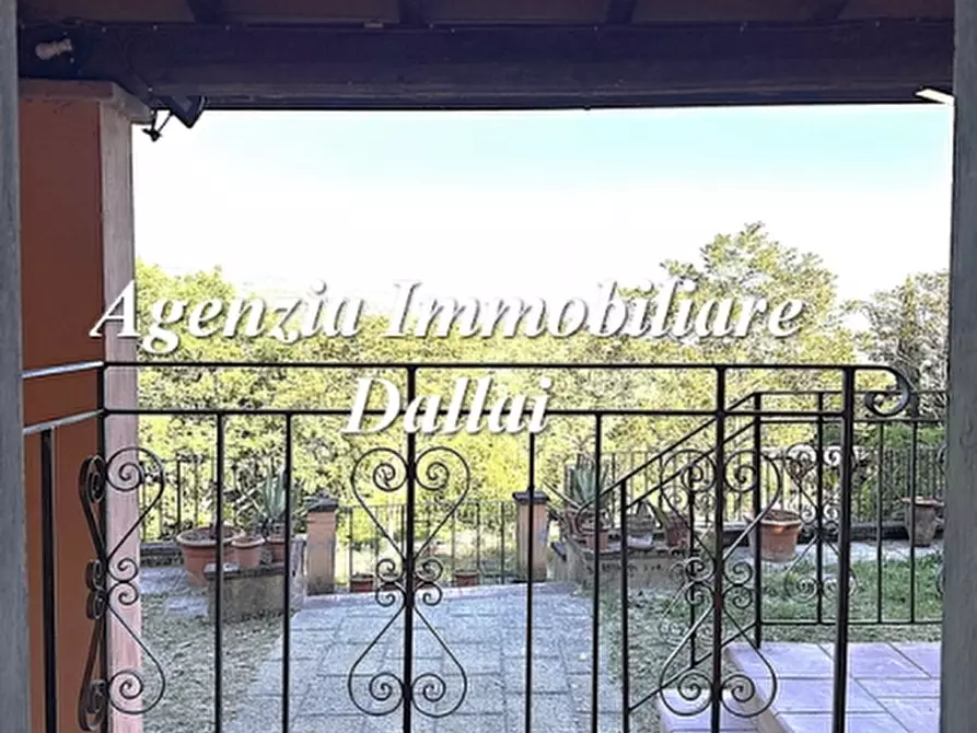 Immagine 8 di Casa indipendente in vendita  a Scarperia E San Piero