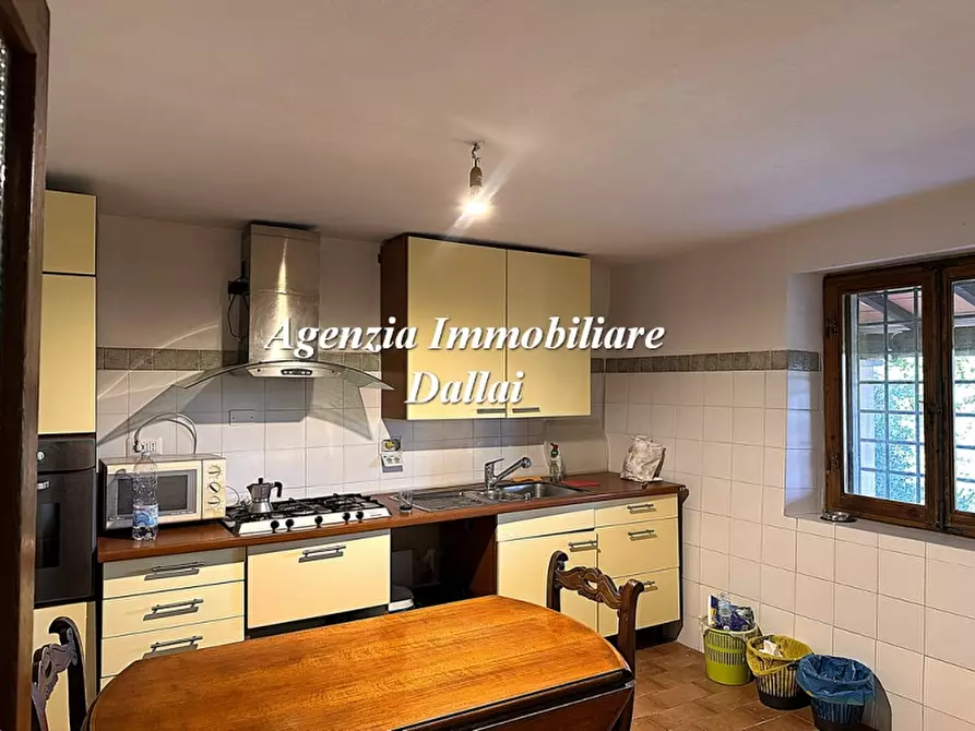 Immagine 15 di Casa indipendente in vendita  a Scarperia E San Piero