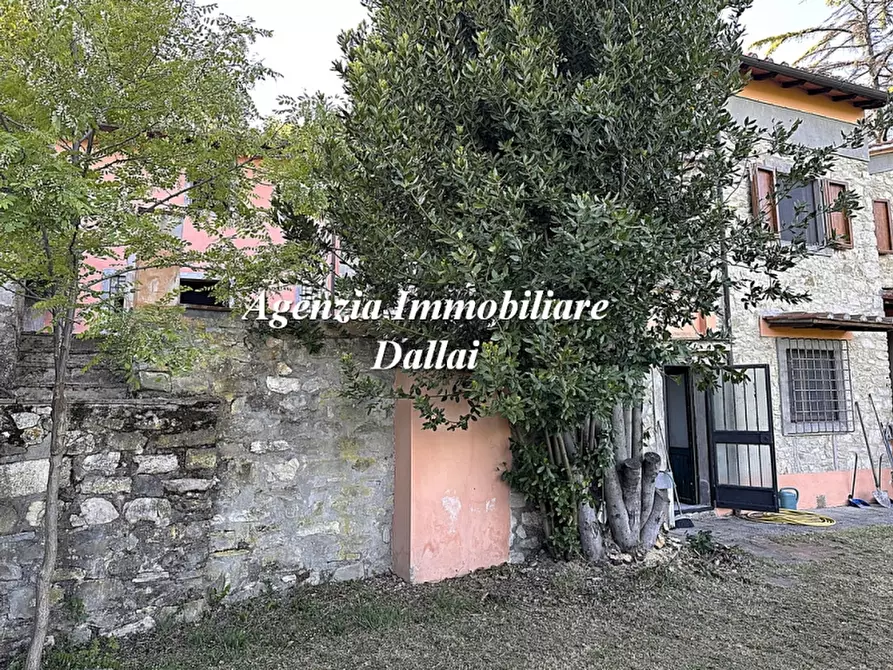Immagine 35 di Casa indipendente in vendita  a Scarperia E San Piero