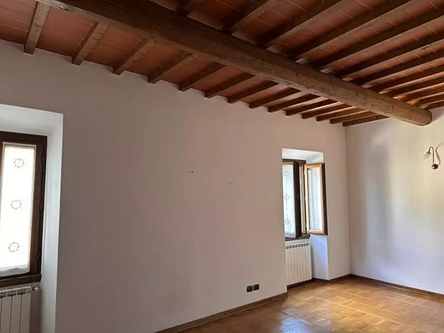 Immagine 7 di Appartamento in vendita  in Via Roma 29 a Scarperia E San Piero