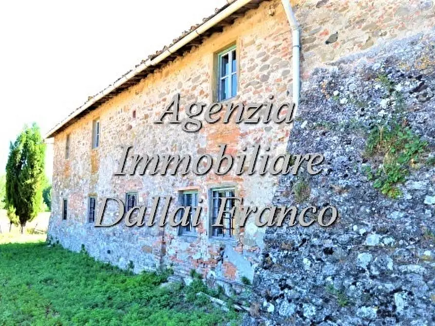 Immagine 3 di Casa colonica in vendita  a Barberino Di Mugello