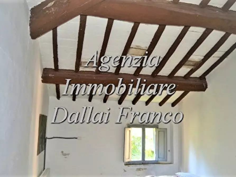 Immagine 14 di Casa colonica in vendita  a Barberino Di Mugello