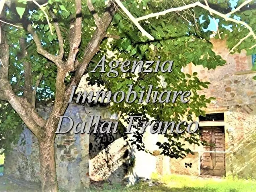 Immagine 18 di Casa colonica in vendita  a Barberino Di Mugello