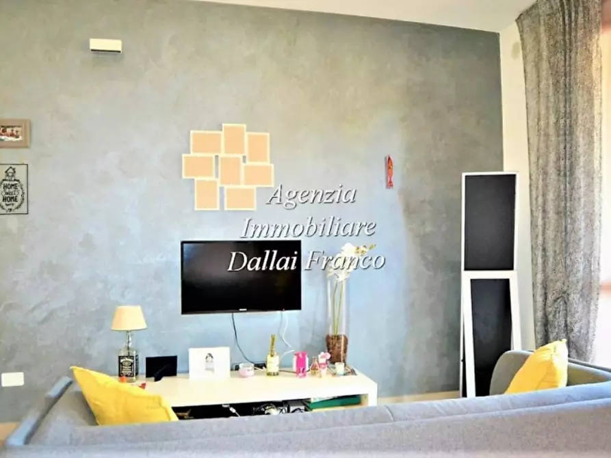 Immagine 4 di Appartamento in vendita  a Barberino Di Mugello