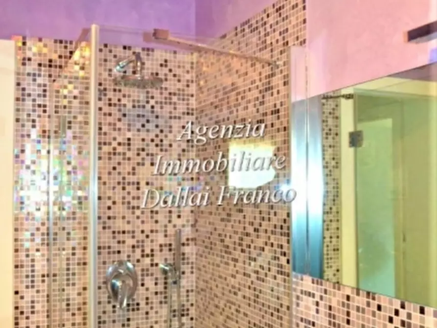 Immagine 17 di Appartamento in vendita  a Barberino Di Mugello