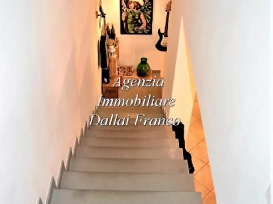 Immagine 18 di Appartamento in vendita  a Barberino Di Mugello