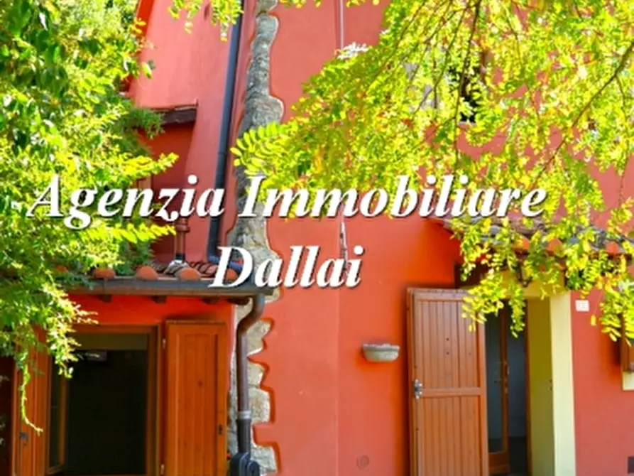 Immagine 4 di Casa colonica in vendita  a Borgo San Lorenzo