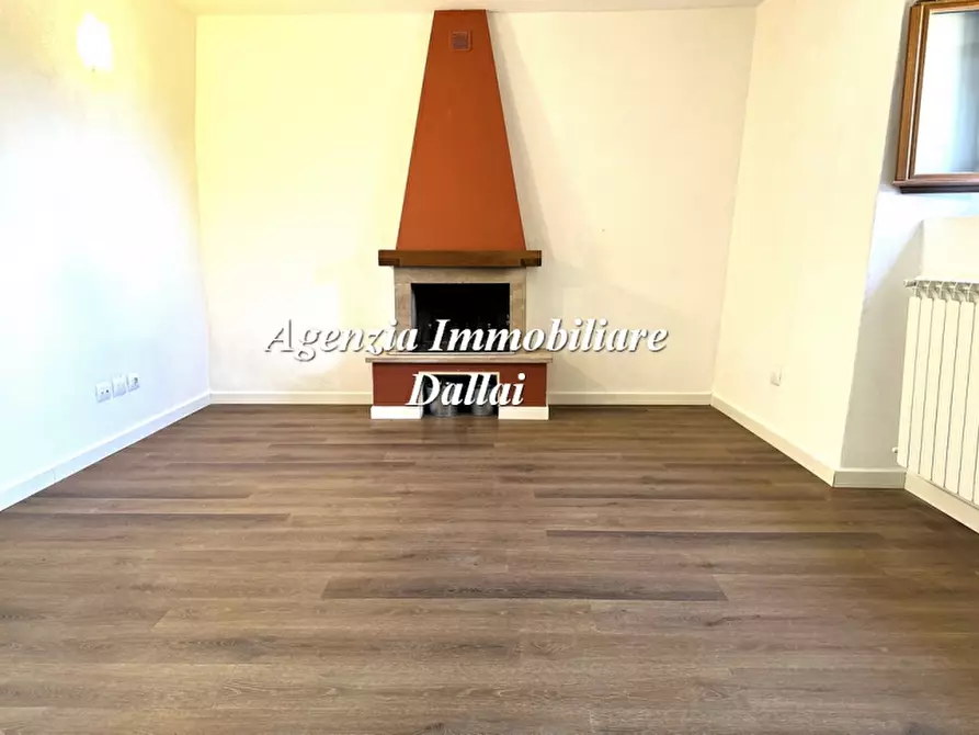 Immagine 5 di Casa colonica in vendita  a Borgo San Lorenzo