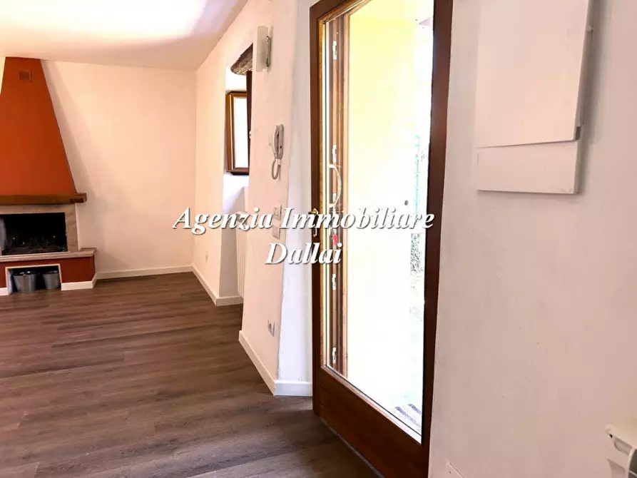 Immagine 10 di Casa colonica in vendita  a Borgo San Lorenzo