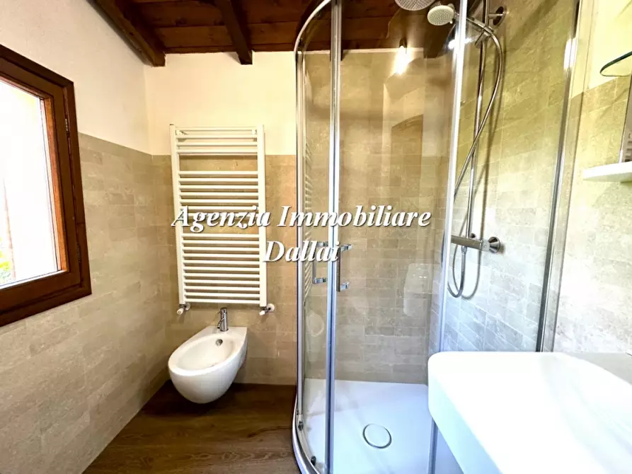 Immagine 16 di Casa colonica in vendita  a Borgo San Lorenzo