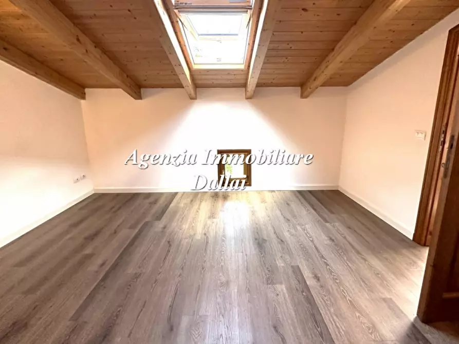 Immagine 37 di Casa colonica in vendita  a Borgo San Lorenzo