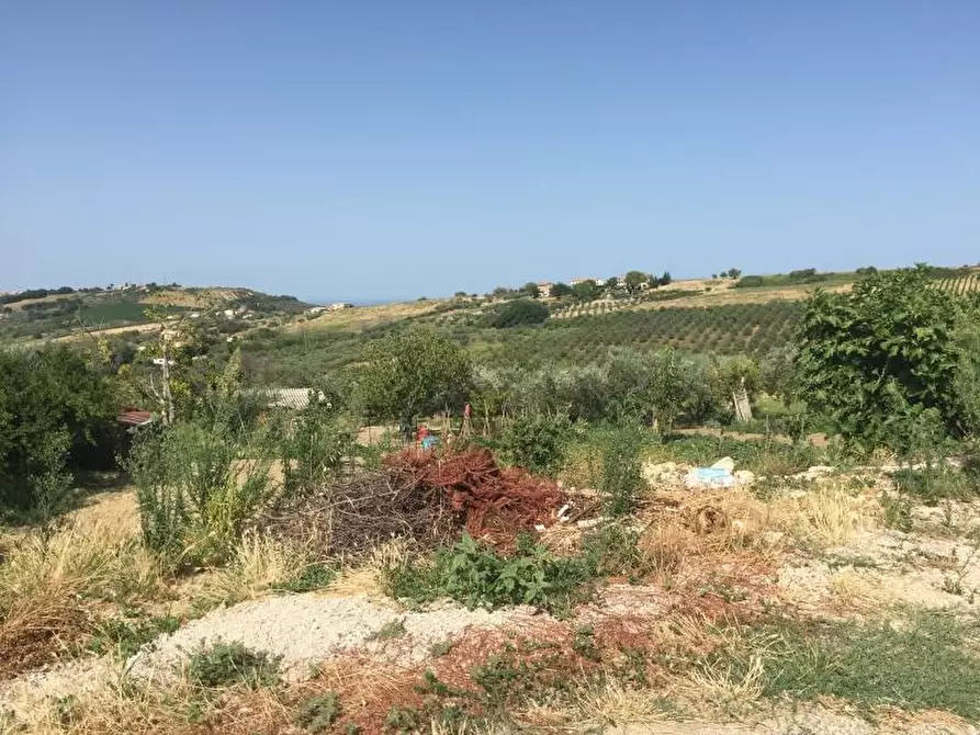 Immagine 11 di Terreno residenziale in vendita  a Vasto