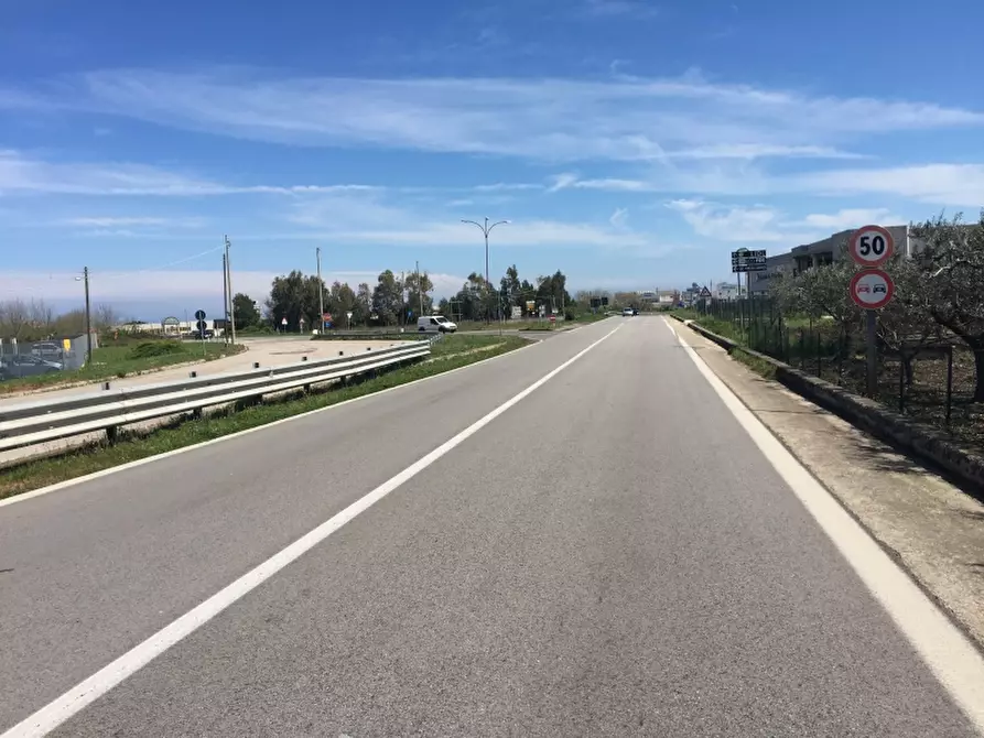 Immagine 10 di Terreno industriale in vendita  in PUNTA PENNA a Vasto