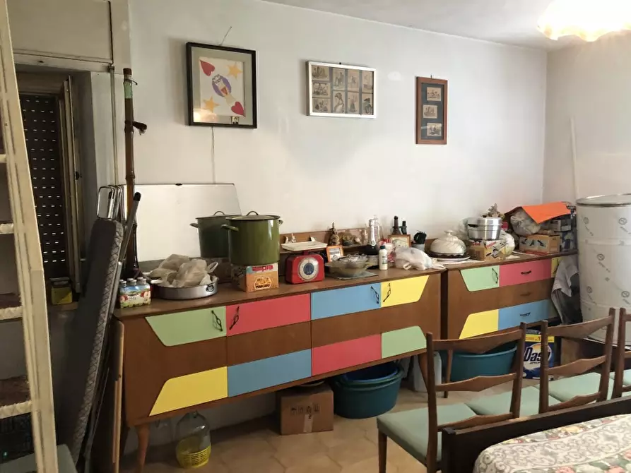 Immagine 11 di Porzione di casa in vendita  in via roma a San Buono