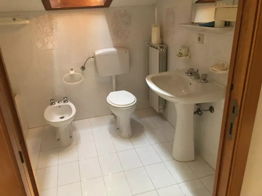 Immagine 10 di Appartamento in vendita  in VIA TEVERE 17 a San Salvo