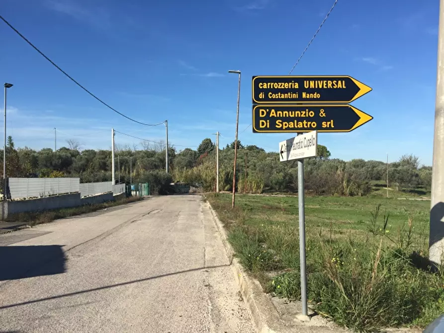 Immagine 17 di Attività artigianale in vendita  in contrada lago a Cupello