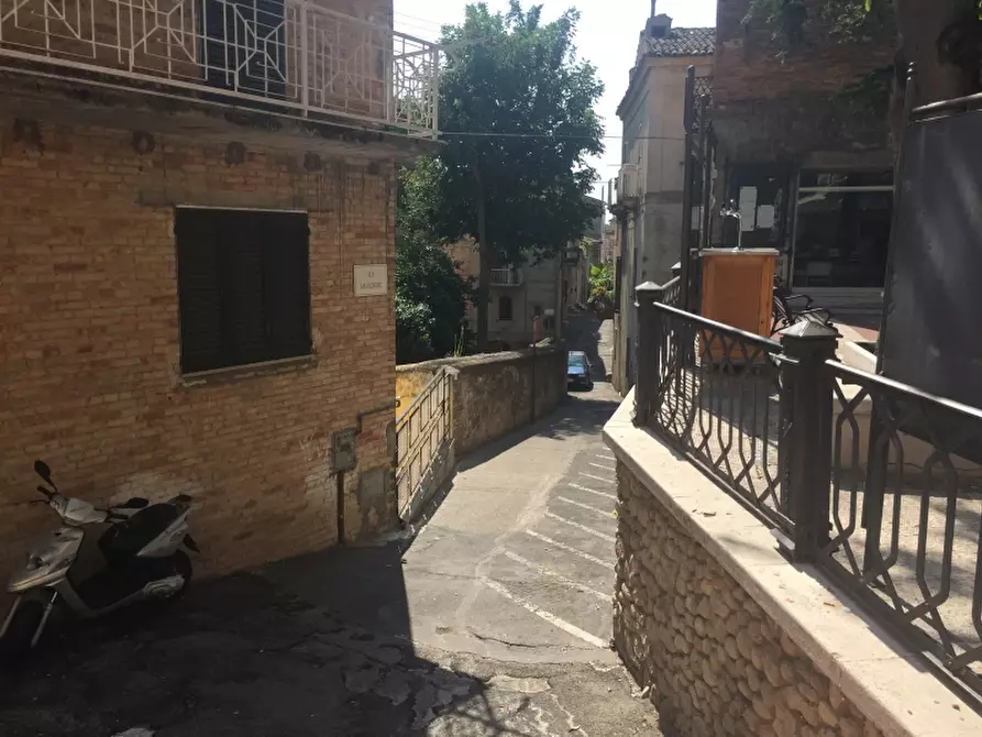 Immagine 14 di Porzione di casa in vendita  in CENTRO STORICO di MONTEODORISIO a Monteodorisio