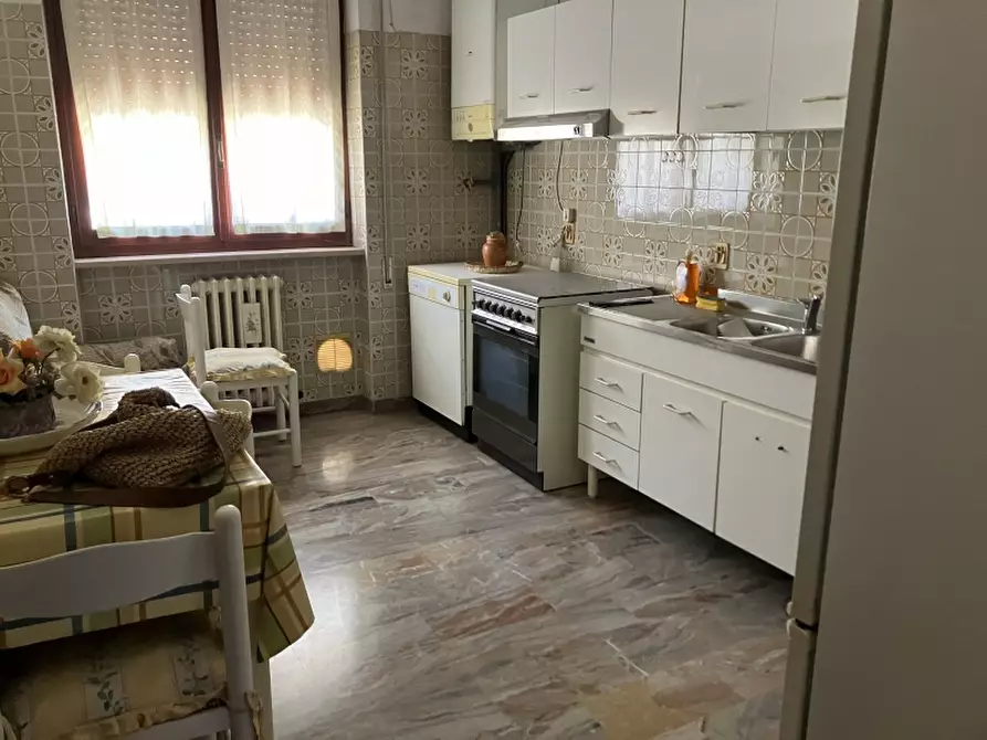 Immagine 16 di Appartamento in vendita  in via montegrappa a San Salvo