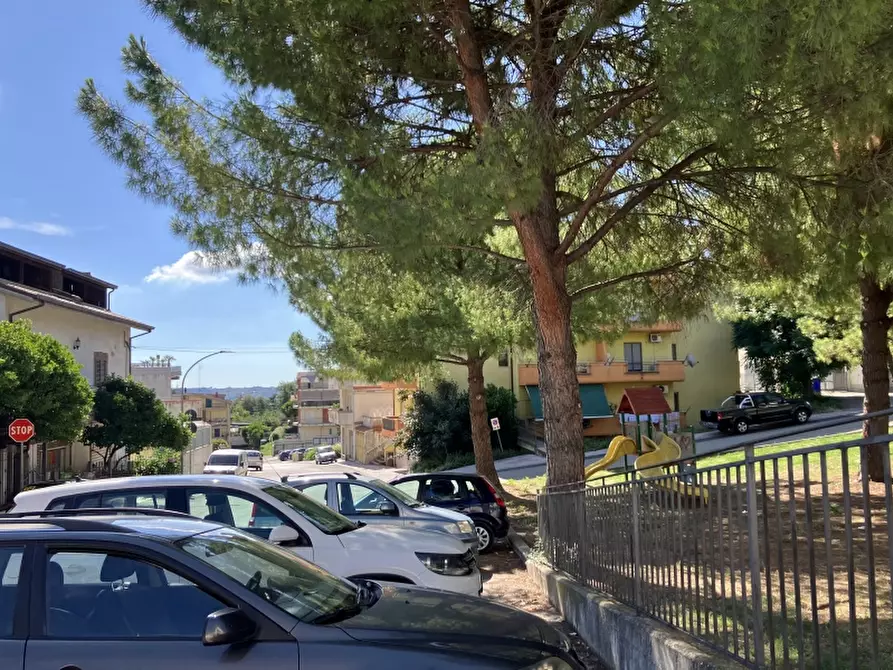 Immagine 8 di Appartamento in vendita  in via montegrappa a San Salvo