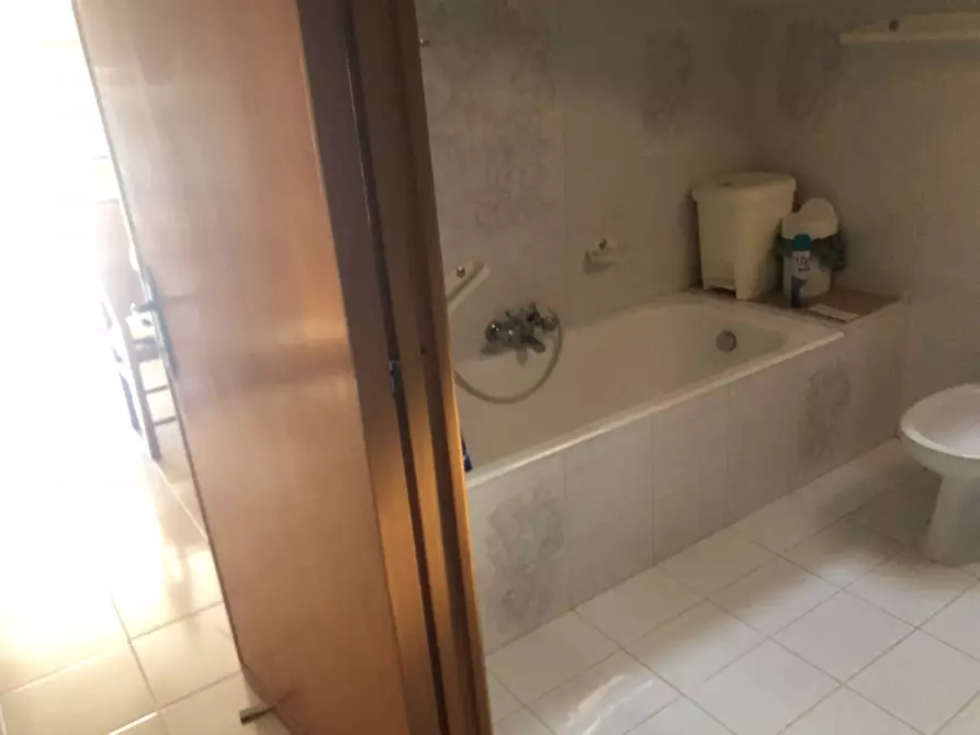 Immagine 25 di Appartamento in vendita  in VIA TEVERE a San Salvo