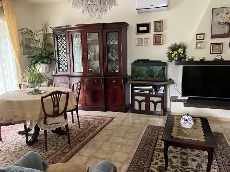 Immagine 8 di Villa in vendita  in VIA MIRAMONTI a Cupello