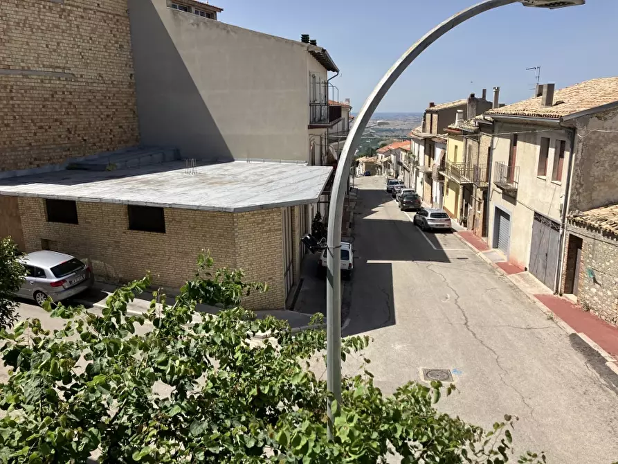 Immagine 3 di Casa indipendente in vendita  in VIA VICENNE a Cupello