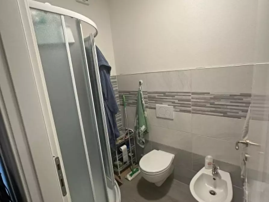 Immagine 33 di Appartamento in vendita  a Savona