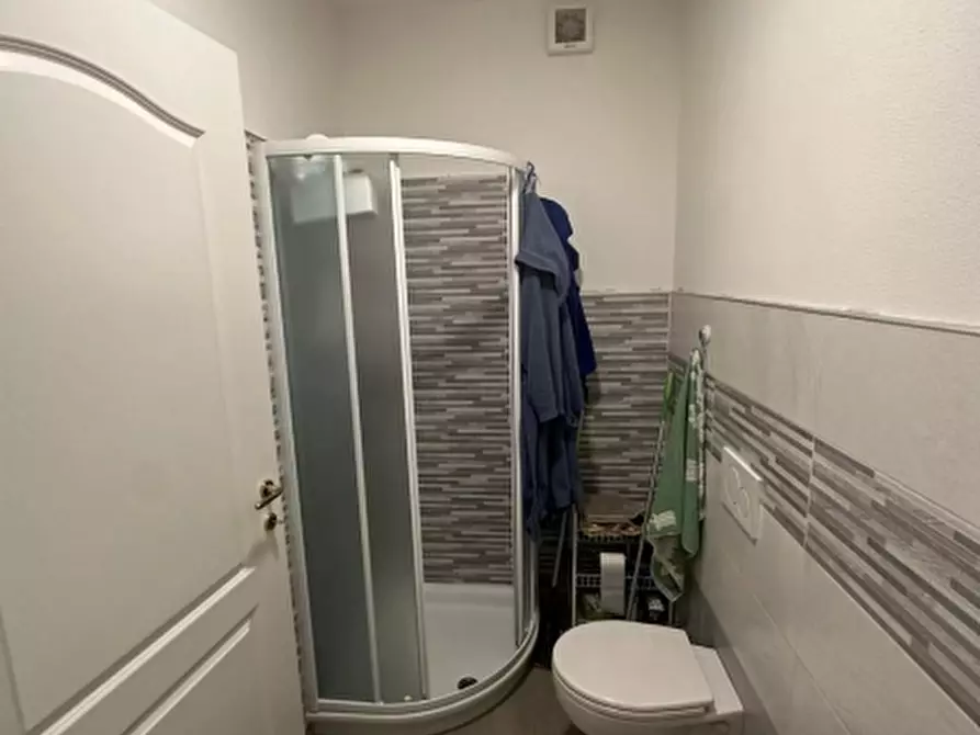 Immagine 35 di Appartamento in vendita  a Savona