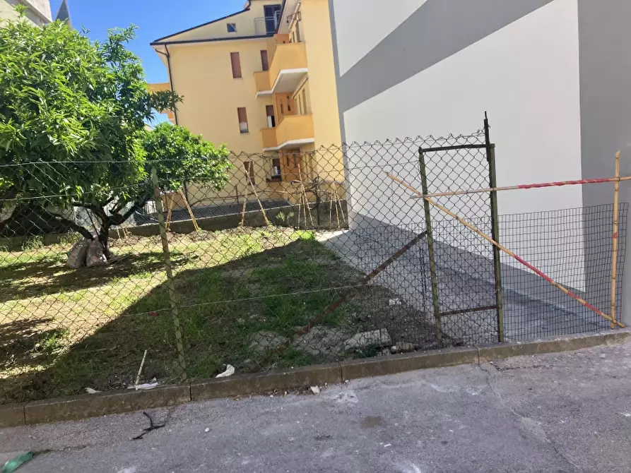 Immagine 3 di Appartamento in vendita  in VIA TEVERE 17 a San Salvo