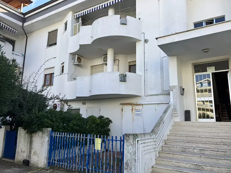 Immagine 1 di Appartamento in vendita  in VIA GREGALE a Vasto
