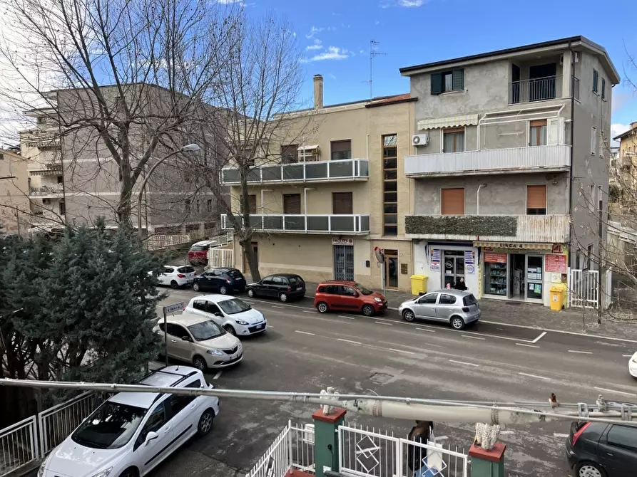 Immagine 1 di Appartamento in vendita  in VIA CONTI RICCI a Vasto