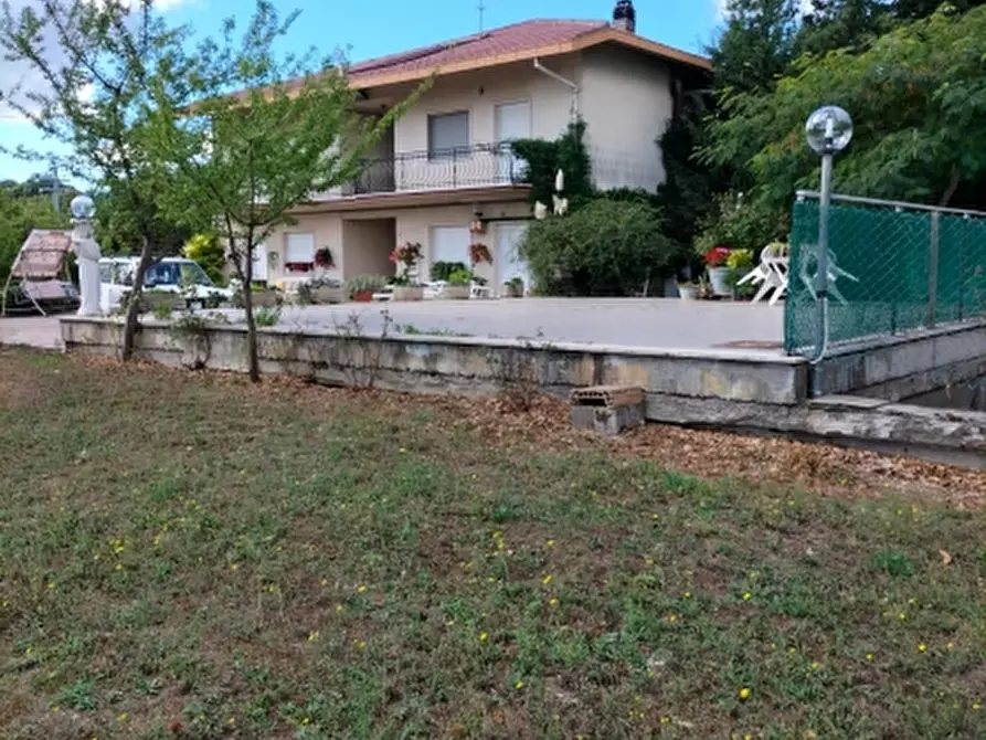 Immagine 1 di Appartamento in vendita  in via italia a Gissi