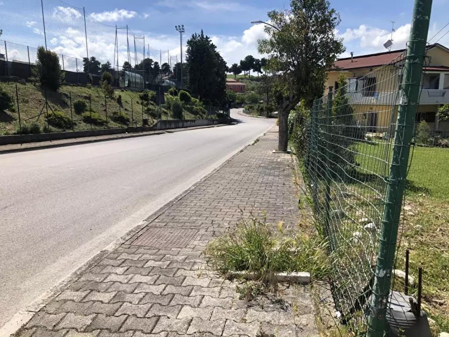 Immagine 8 di Garage in vendita  in VIA FRATELLI BANDIERA a Cupello