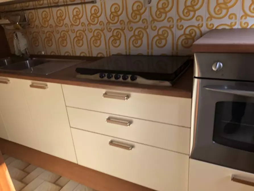 Immagine 18 di Casa indipendente in vendita  in VIA TEVERE a San Salvo