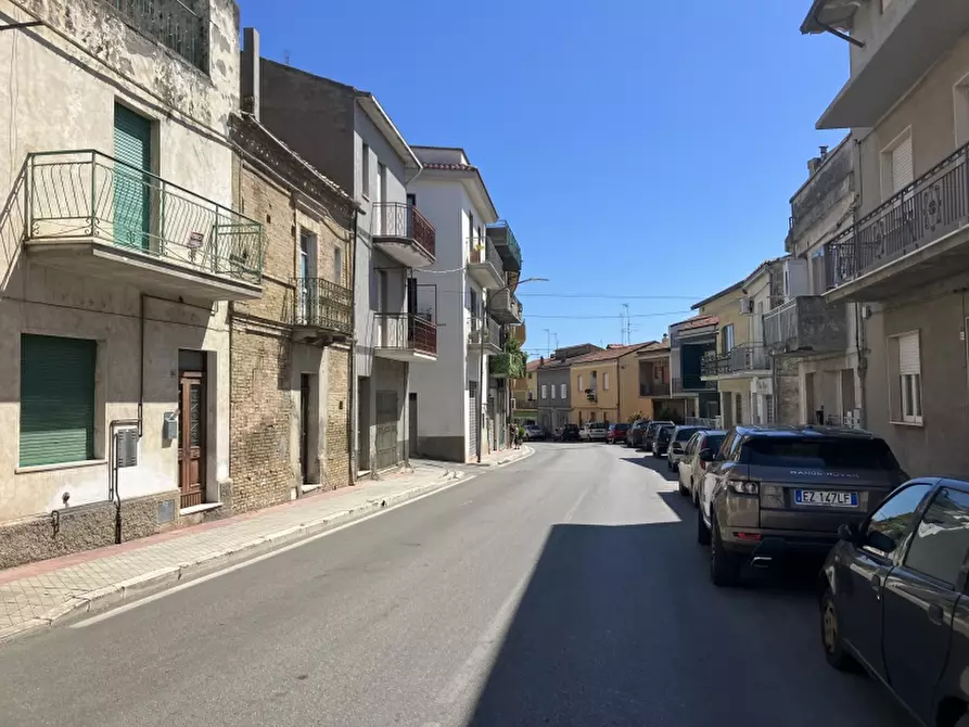 Immagine 2 di Porzione di casa in vendita  in VIA ISTONIA a Cupello