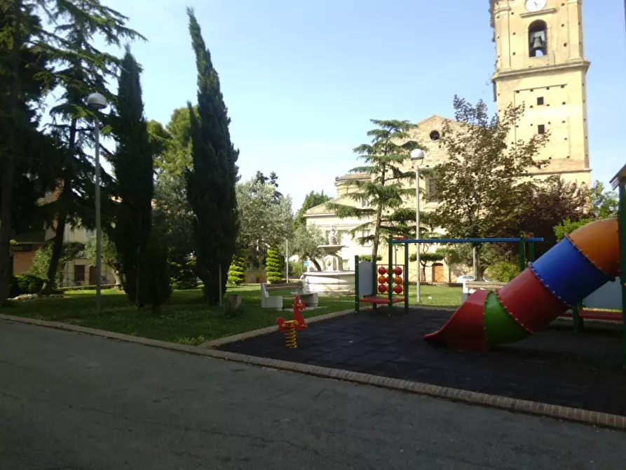 Immagine 33 di Appartamento in vendita  in VIA FRATELLI CERVI a Cupello