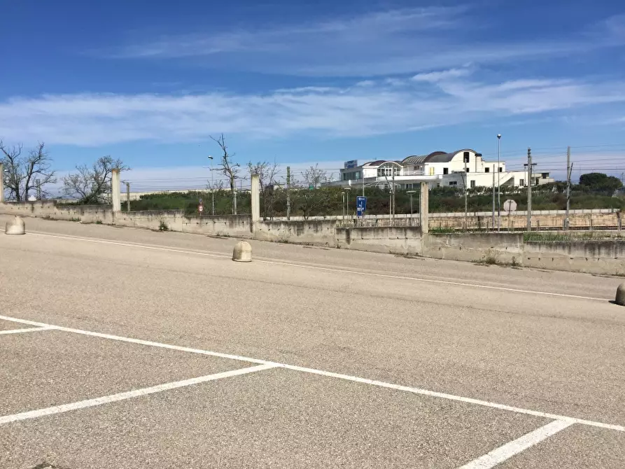 Immagine 15 di Terreno industriale in vendita  in PUNTA PENNA a Vasto